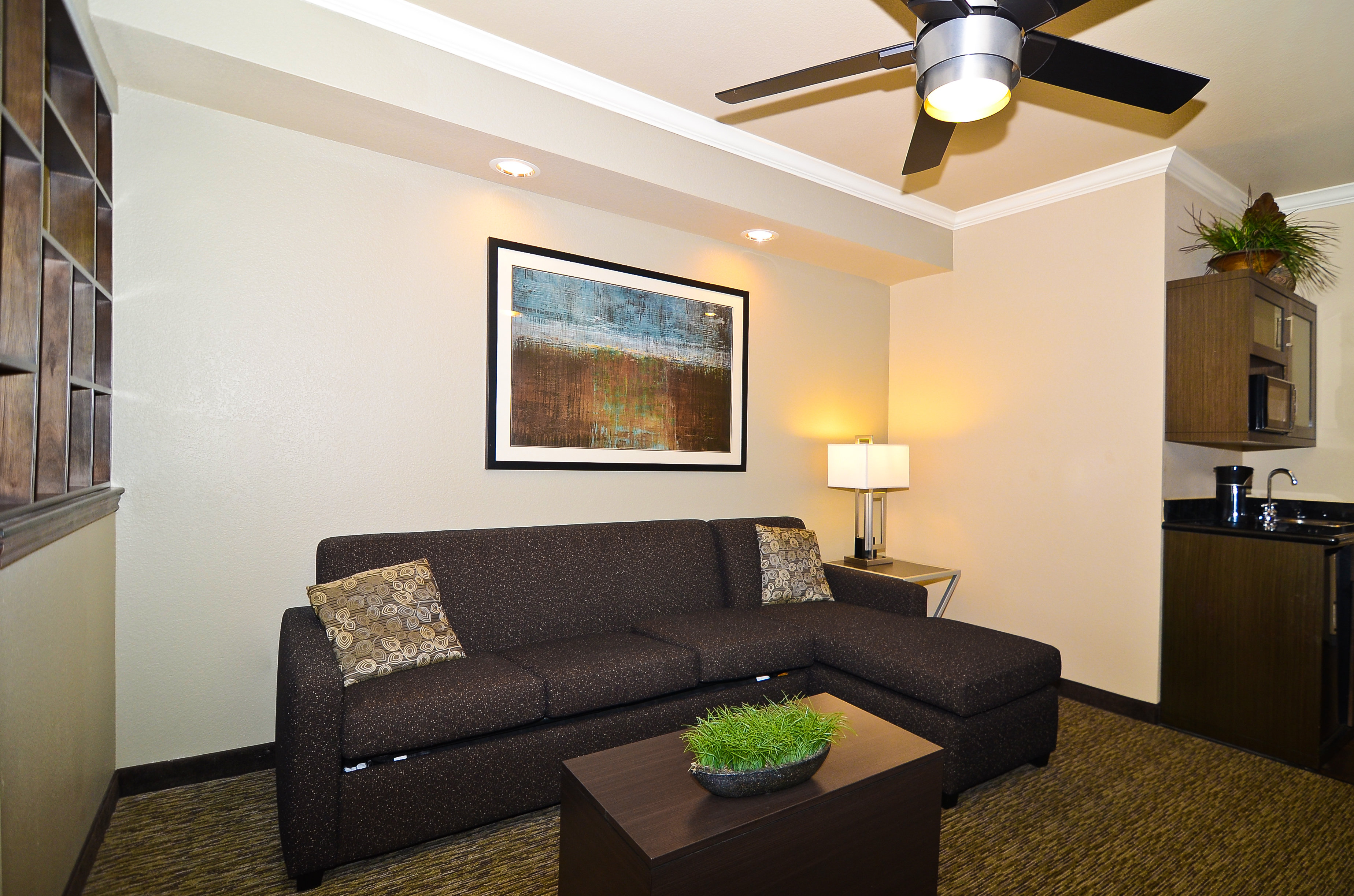 Best Western Premier Crown Chase Inn and Suites 51/70