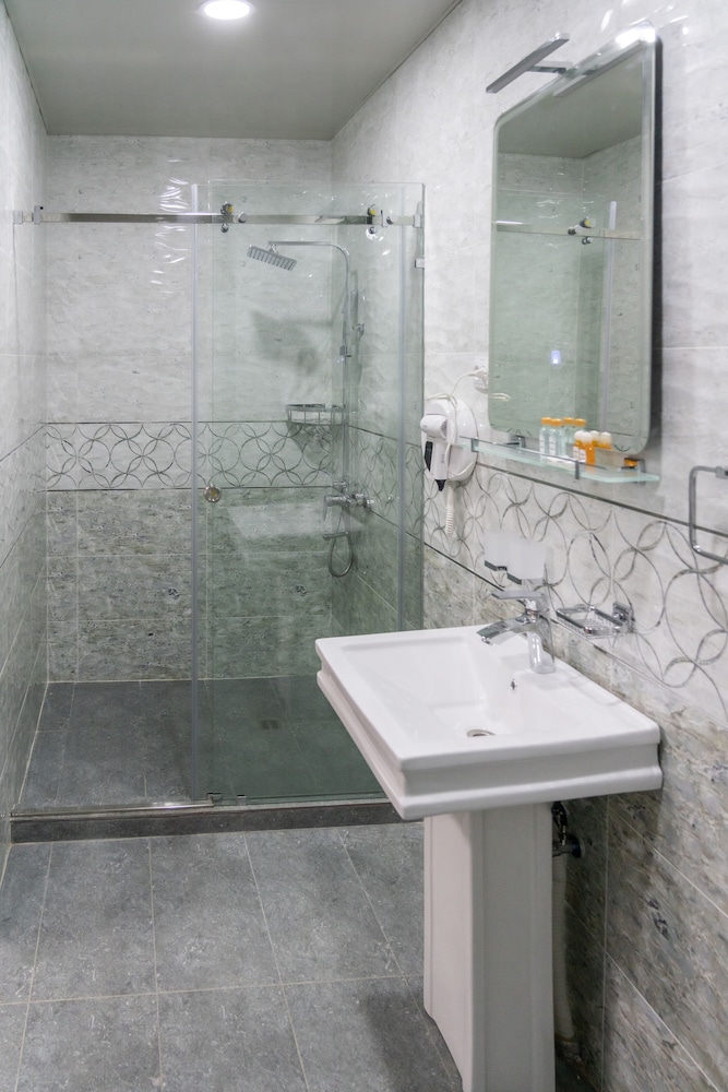 Rayyan Hotel Tashkent 44/50