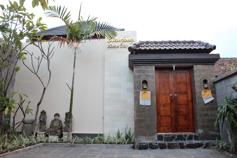 Blanjong Home Stay 2/48
