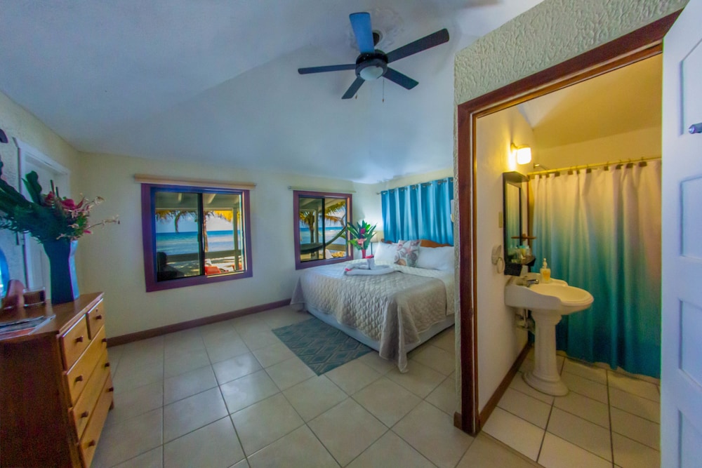 Blue Marlin Beach Resort 14/51