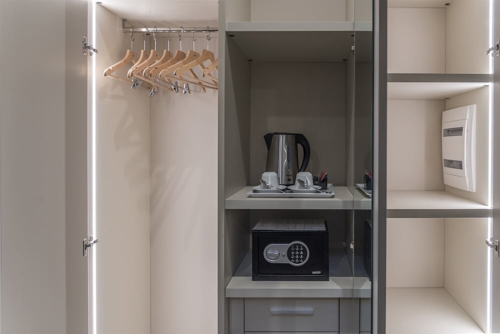 Lifestyle Hotel Matilde Naples 30/50