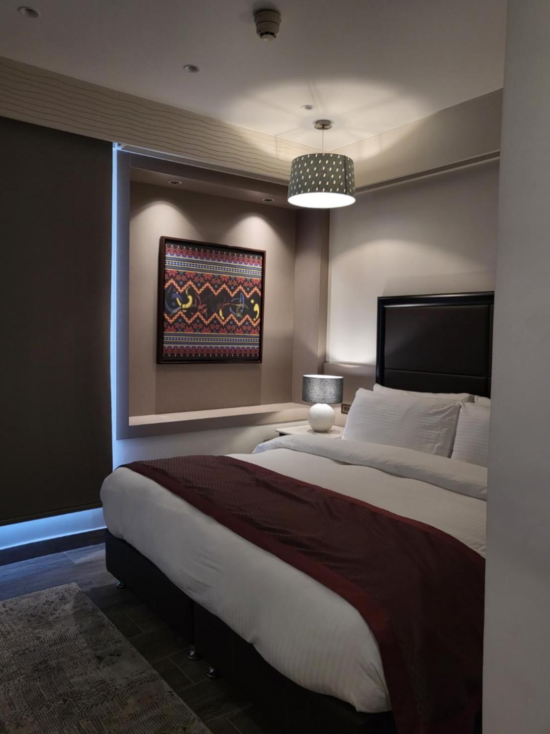 غرفة ديلوكس بسرير مزدوج، Ambassador Hotel 7/10