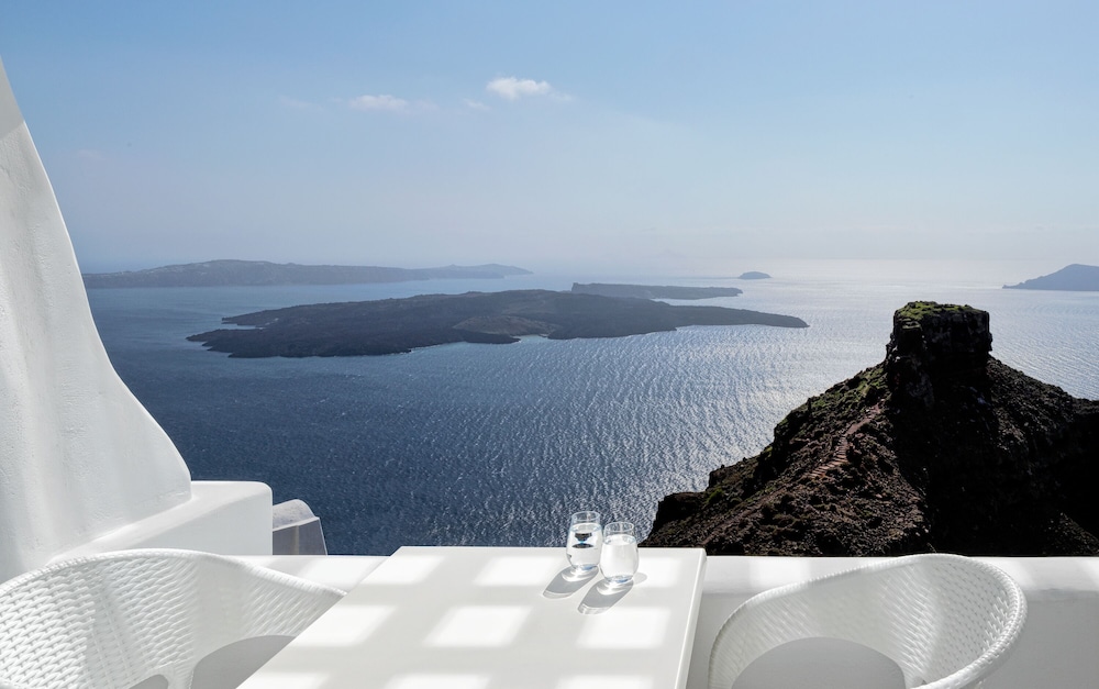 Tholos Resort 53/62