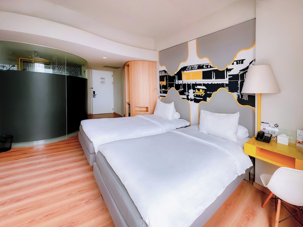 Braga, Classic, Queen Bed, with View