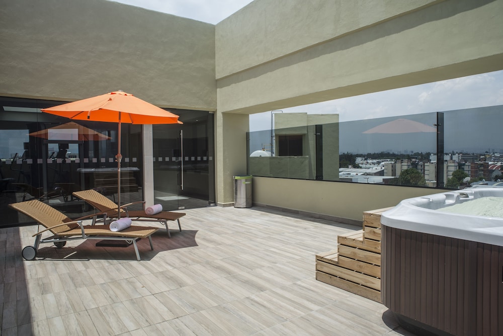 HOLIDAY INN EXPRESS MEXICO AEROPUERTO 3/37