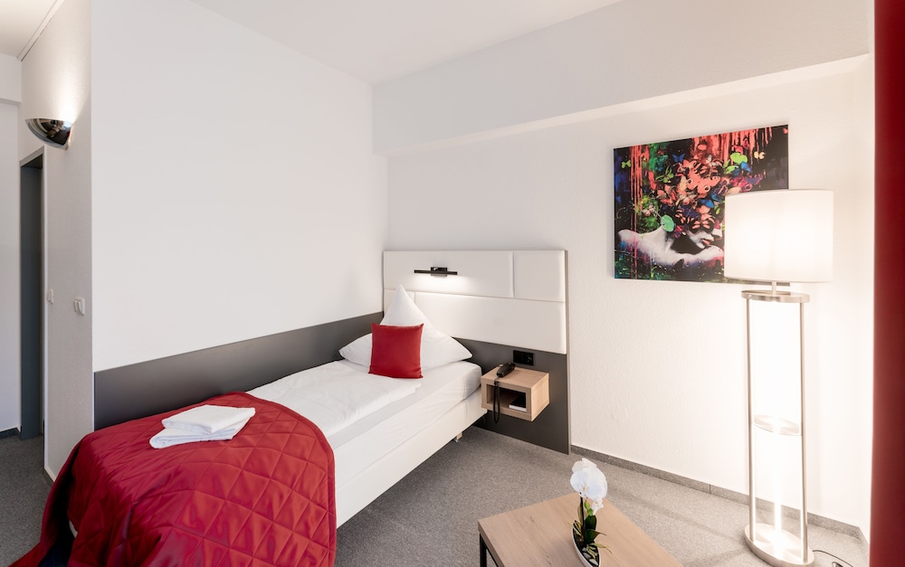 Hotel Stadtfeld 19/65