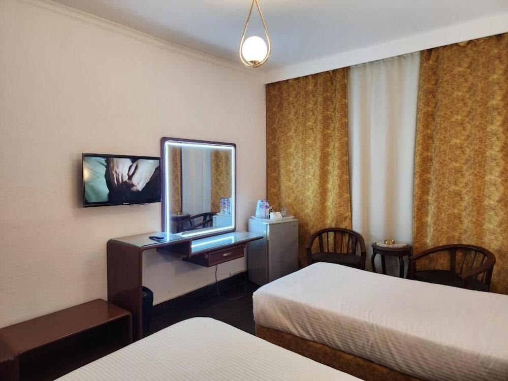 غرفة قياسية بسرير كوين بإطلالة على المدينة، Oasis Hotel Heliopolis 2/3