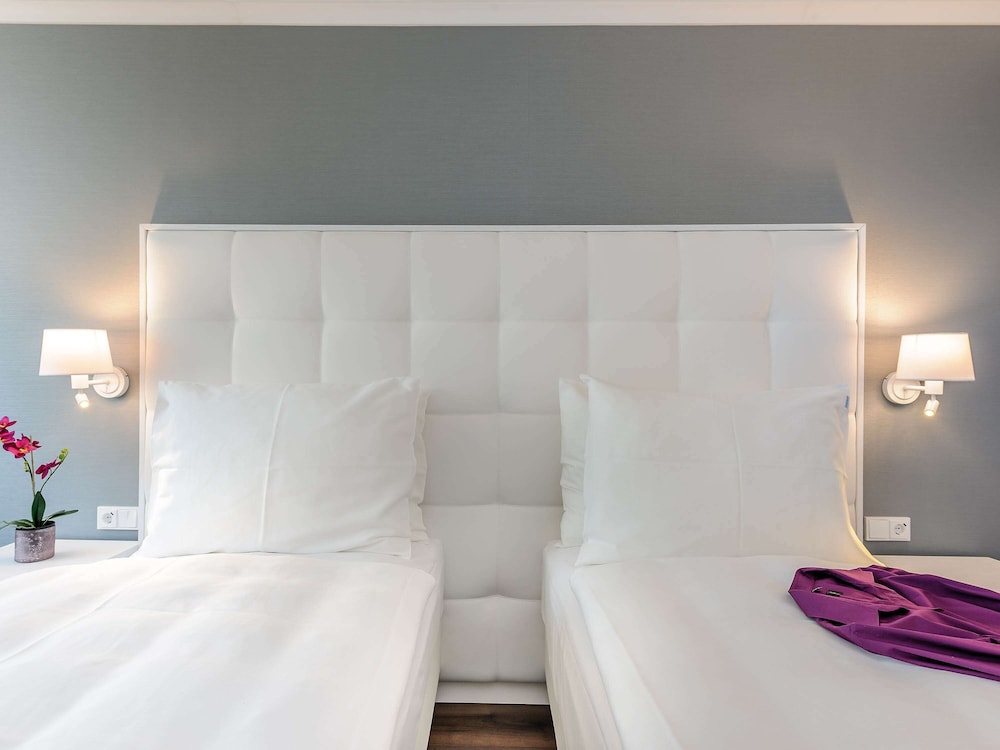 Mercure Hotel Raphael Wien 8/73