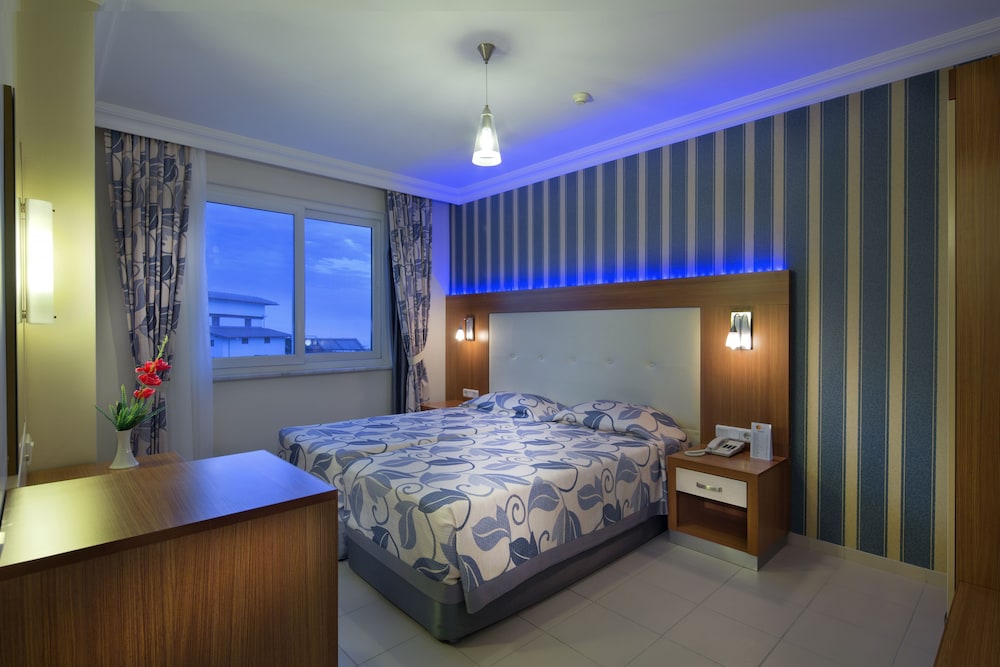 Villa Sunflower Hotel 15/50