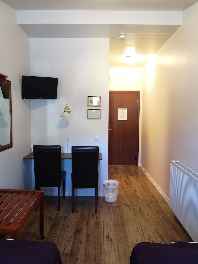 Puffin Hotel Vik 31/33