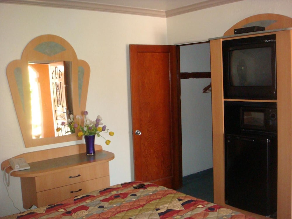 Economy Inn 22/58