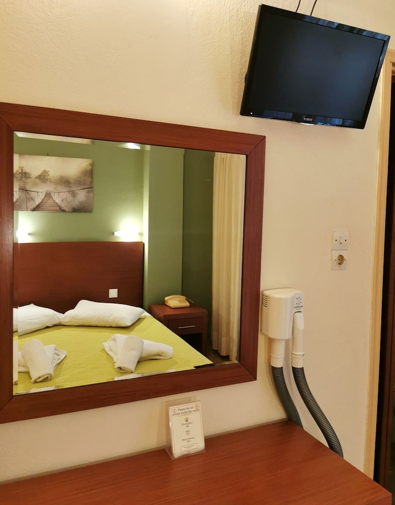 Possidon Hotel 24/50