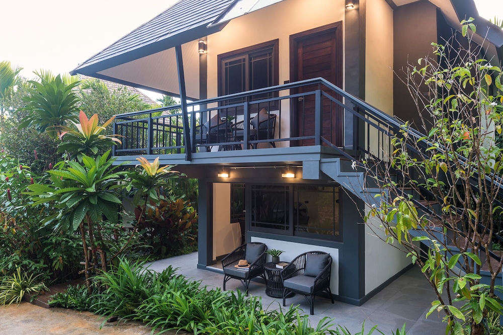 Loy Chalet 1/36
