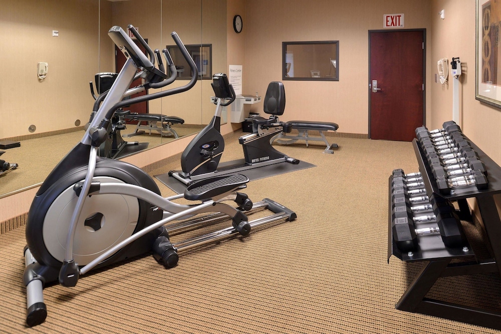 Comfort Inn and Suites Mexia, TX 33/59