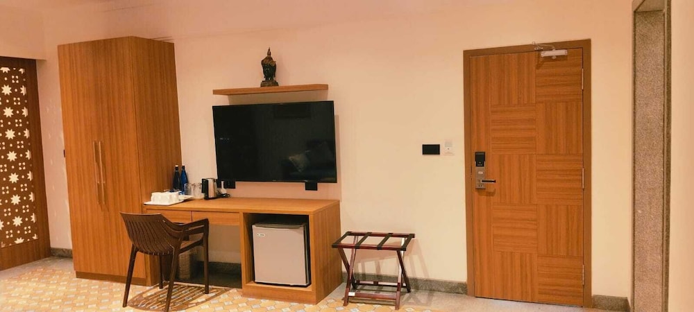 MGM Vailankanni Residency 35/49