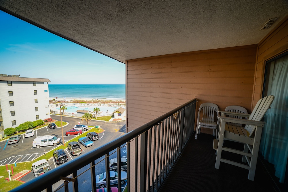 Myrtle Beach Resort by Beach Vacations 6/79