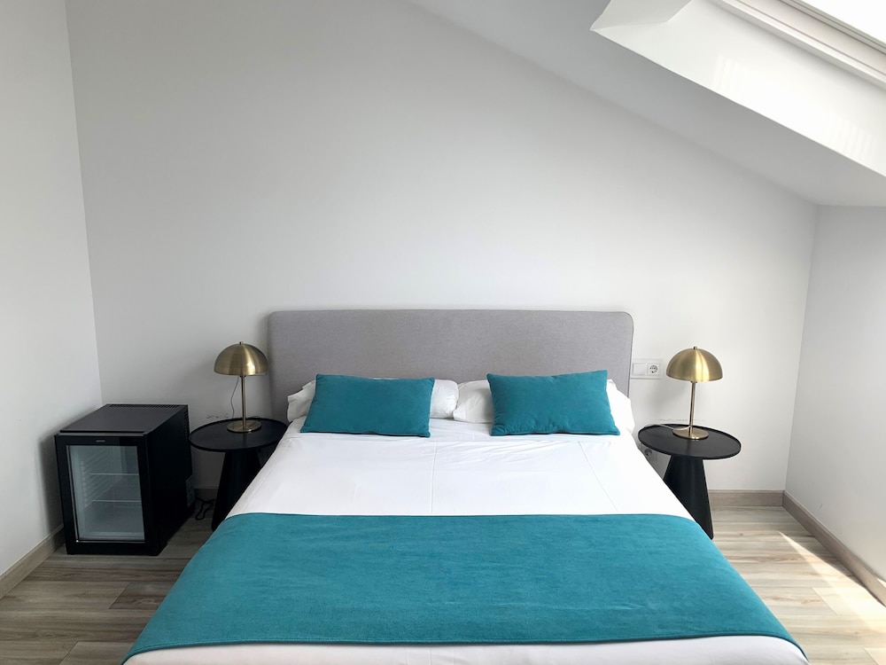 Pombal Rooms Santiago 10/50