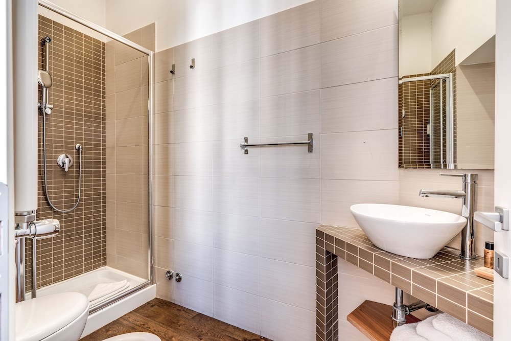 Little Queen Relais 46/48