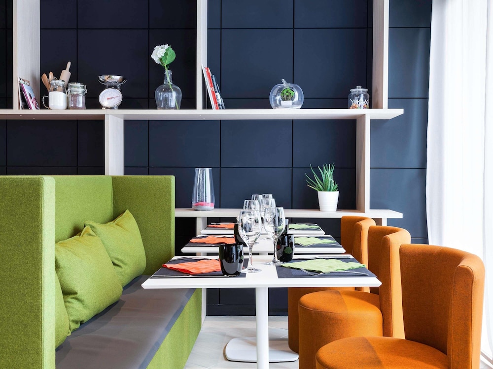 Novotel Tours Centre Gare 37/65
