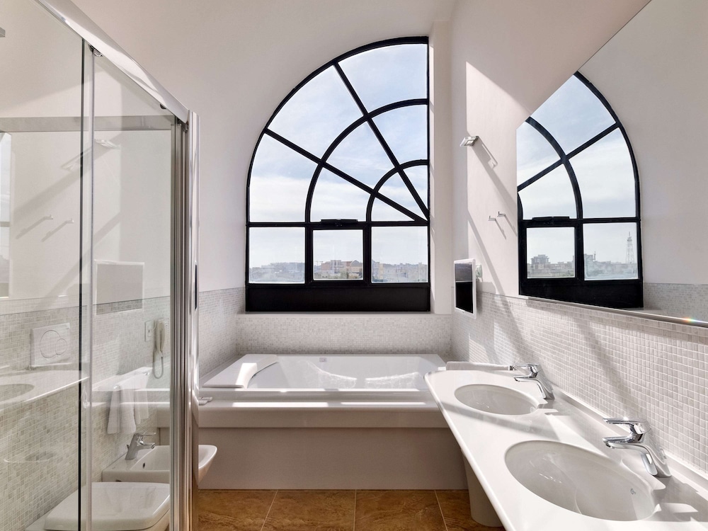Mercure Villa Romanazzi Carducci 13/76