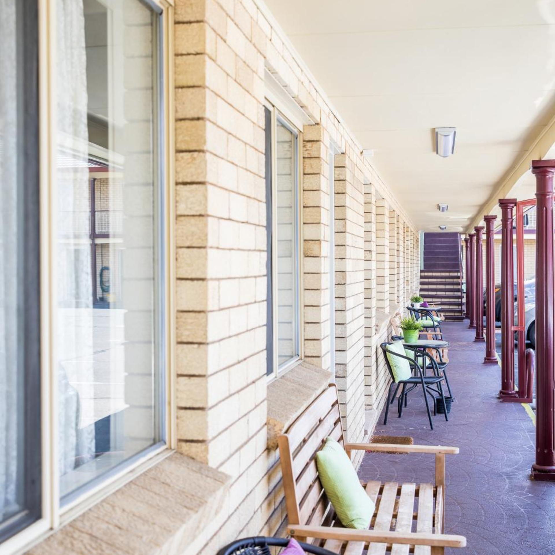 Lilac City Motor Inn 24/44