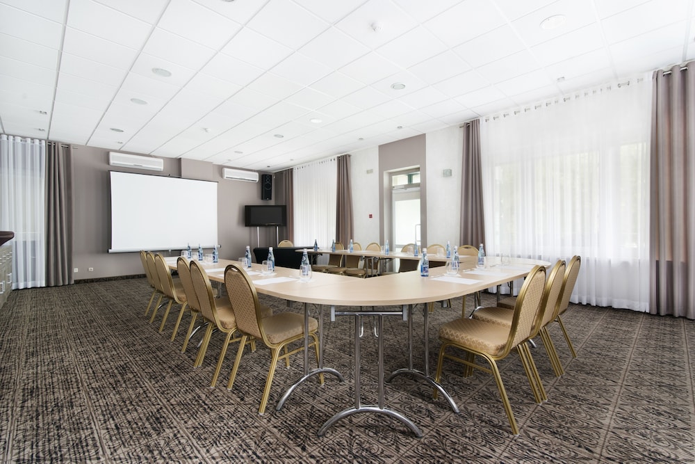 Hotel Warszawa SPA and Resort 35/50