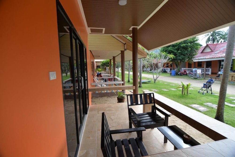 Lanta Bee Garden 27/34