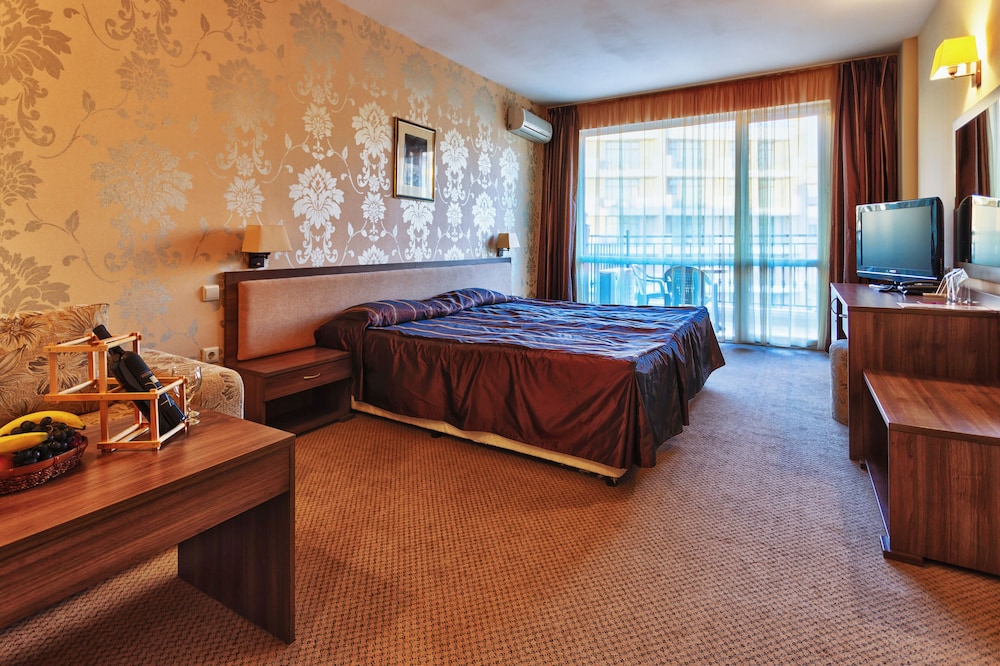 Hotel Forum 14/50