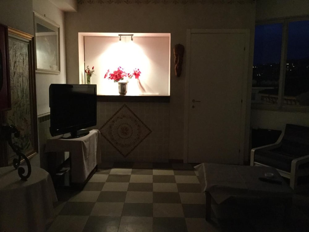 Belvedere Sanremo 13/48