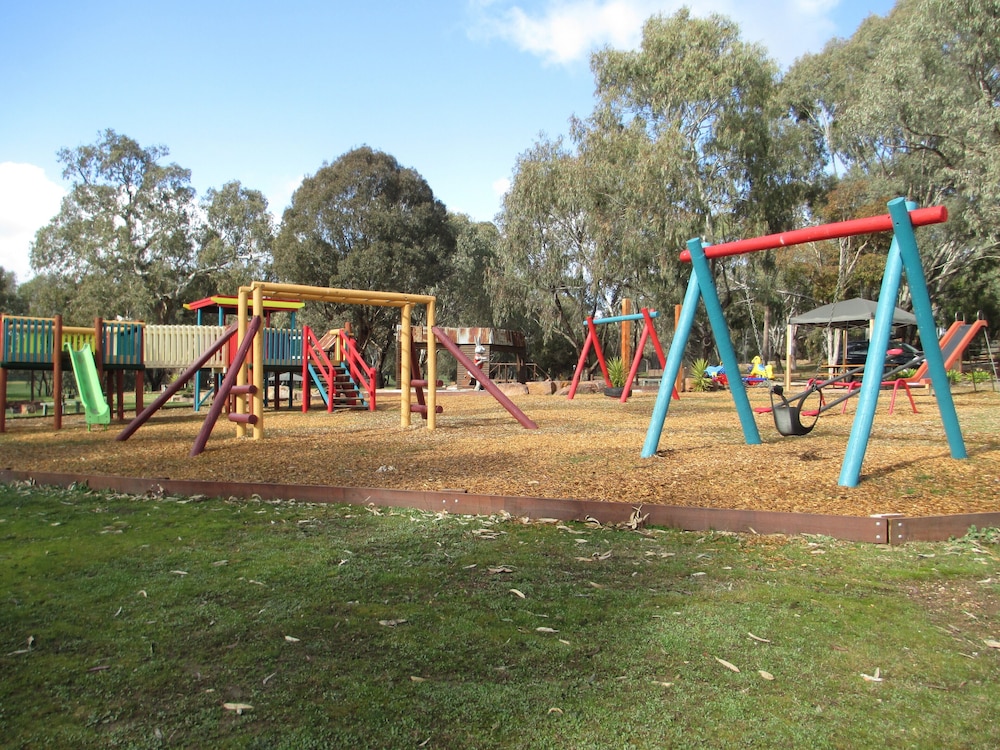 Mansfield Country Resort 24/49