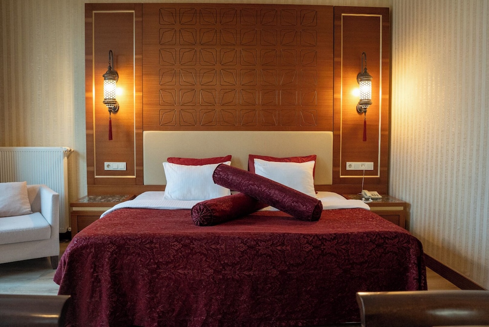 Kronos Hotel 20/39
