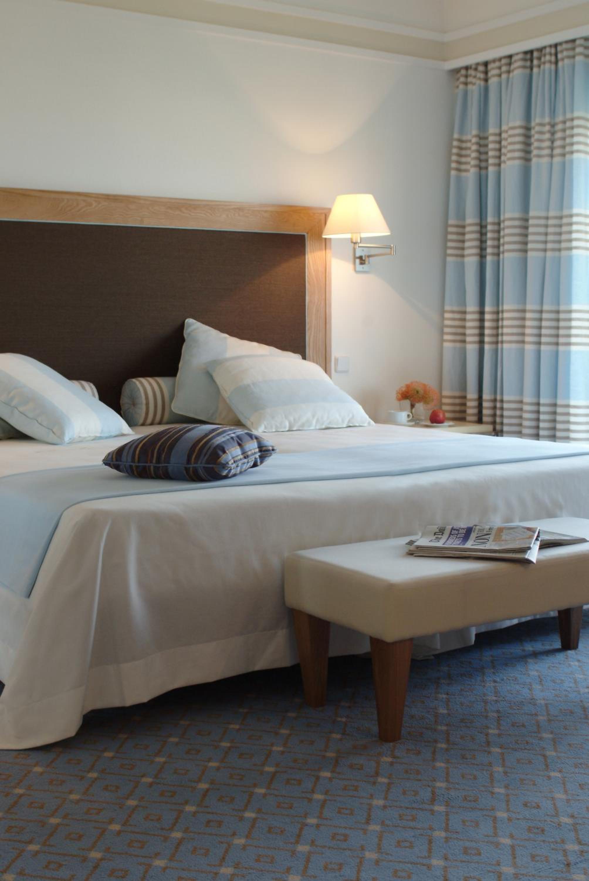 غرفة كلاسيكية عائلية بسريرين منفصلين مع أريكة، Pestana Carlton Madeira 3/9