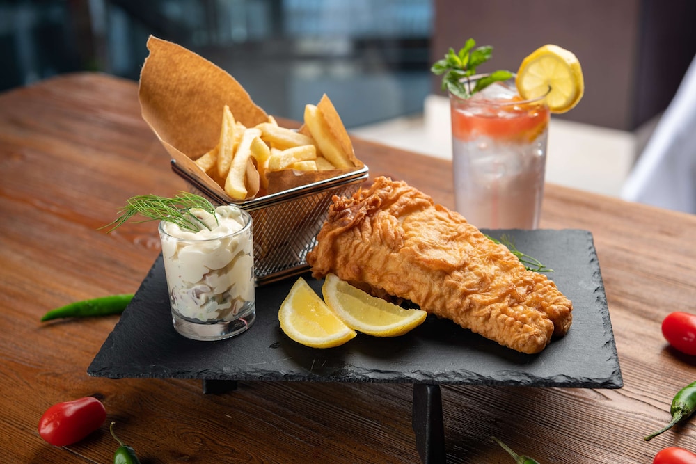 بارك إن باي راديسون جدة طريق المدينة(Park Inn By Radisson Jeddah Madinah Road) 45/65