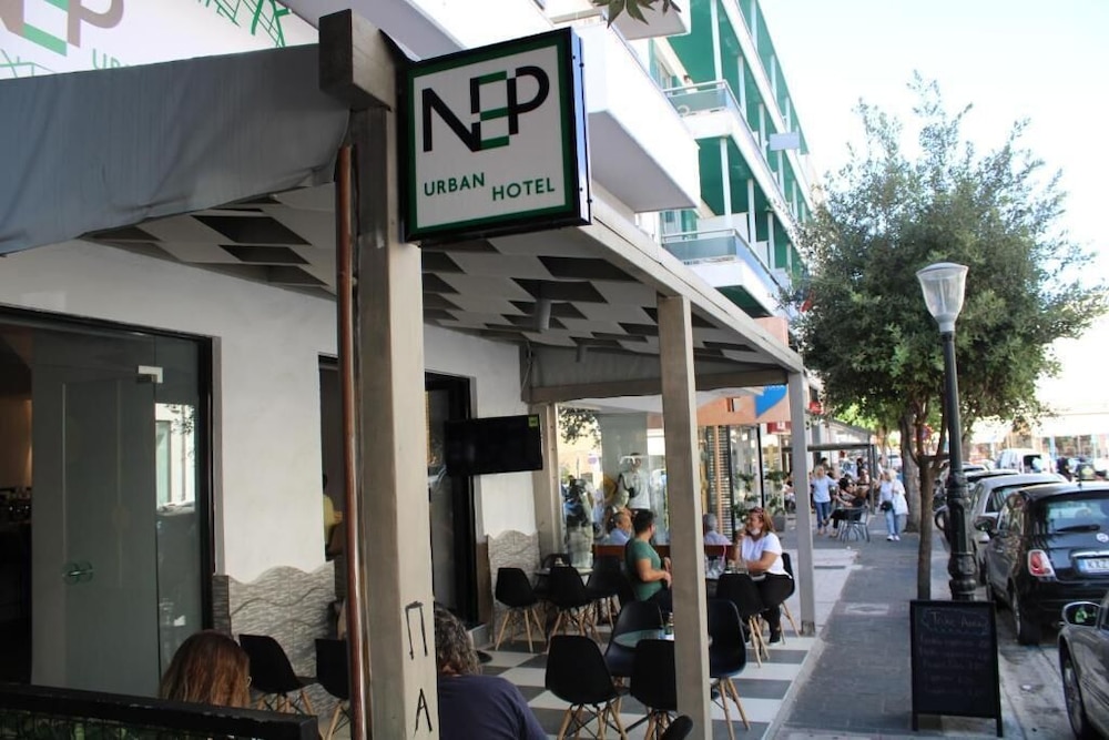 Nep Center Hotel 7/47