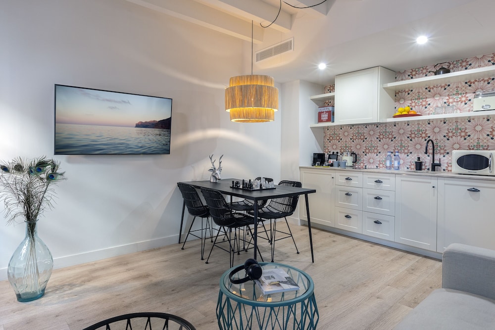 Samaritana Suites 33/50