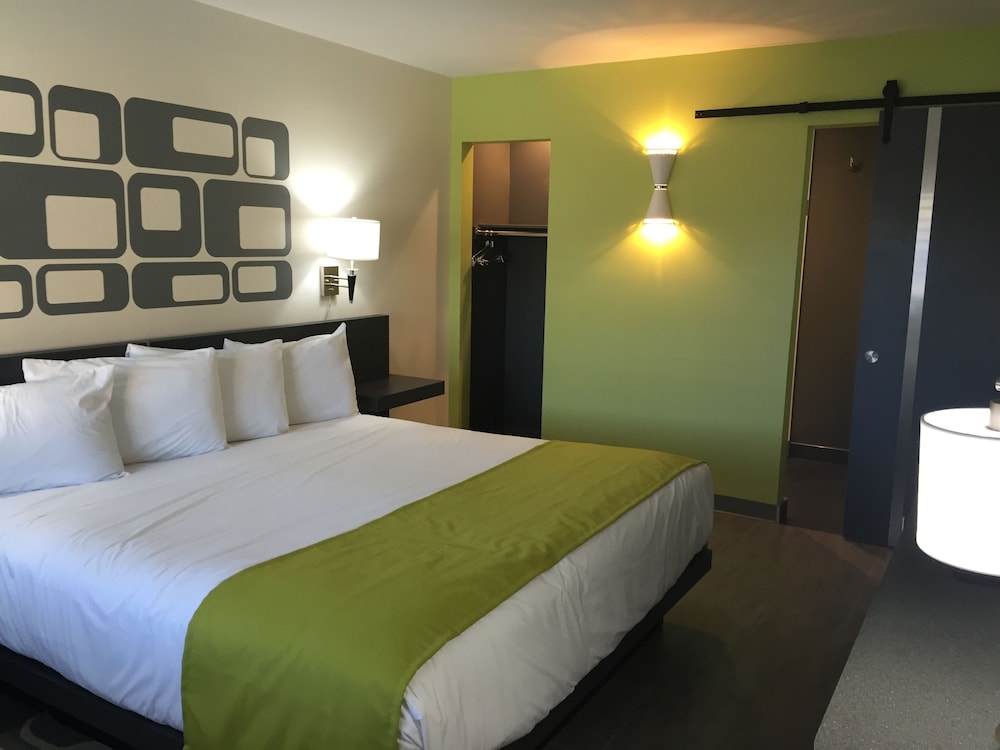 University Inn Tempe 14/45