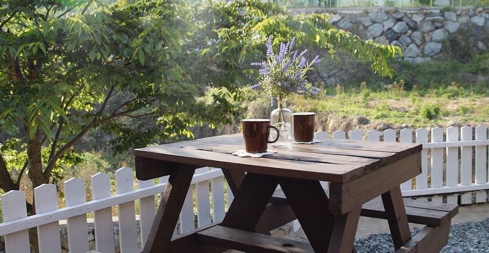 Namhae U.S. Town Bins House Pension 25/37