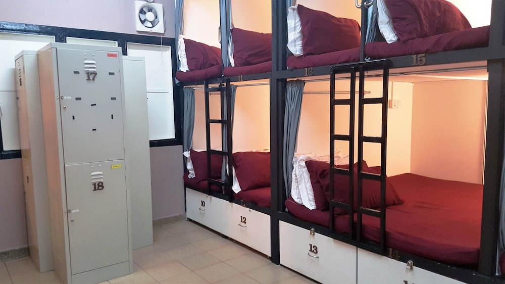 Meadows Hostel 36/49