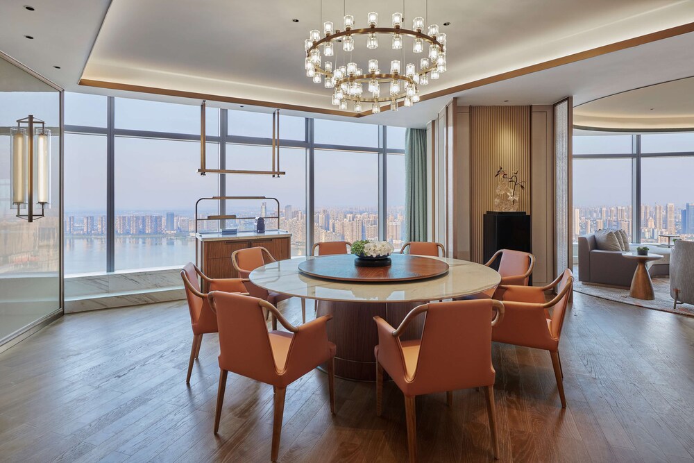 Hilton Changsha Riverside 50/76