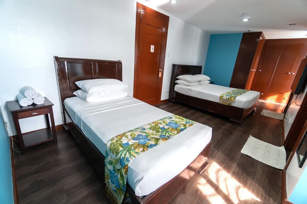 One Averee Bay Hotel 15/59