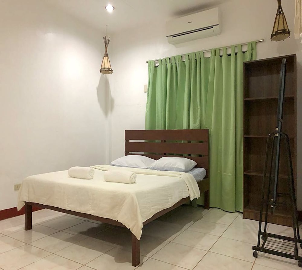 New Eve's Kiosk Dive Resort 20/71