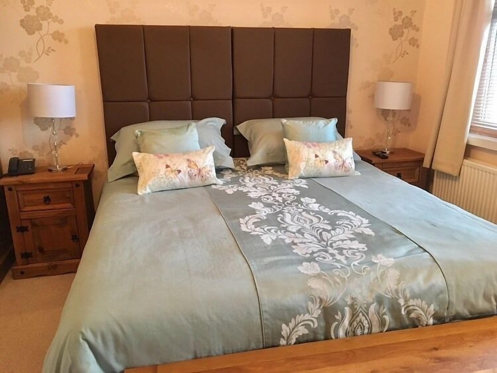 Chaston Manor Hotel 10/50