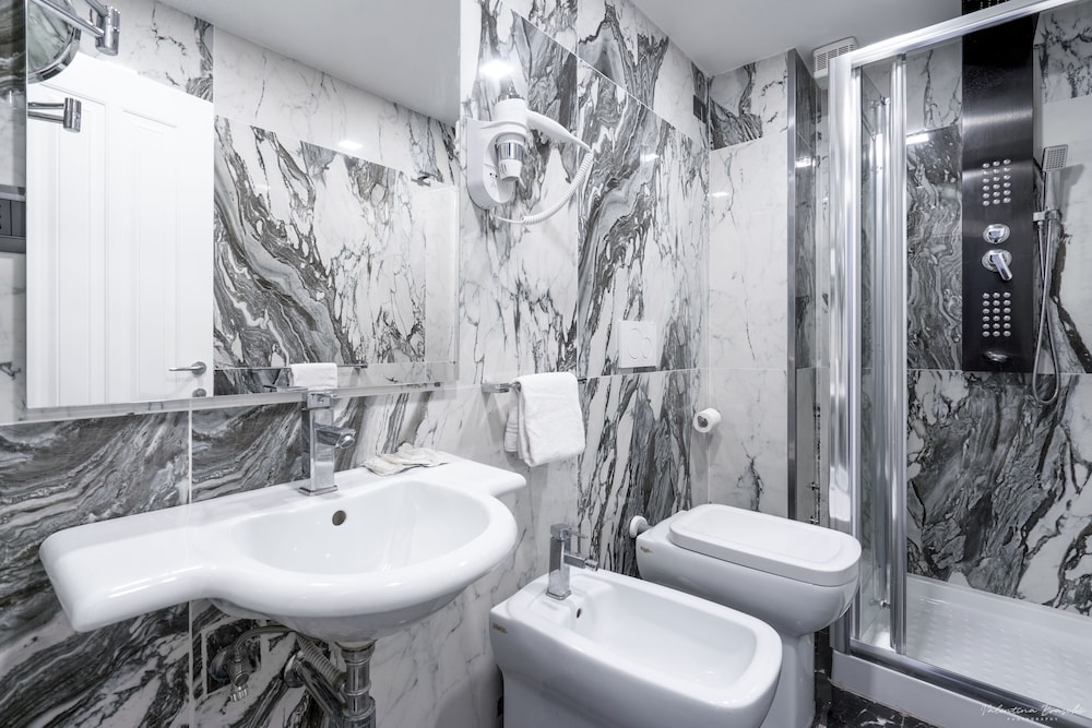 Hotel Spagna 11/36
