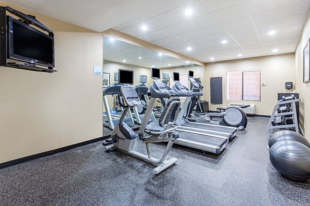 Holiday Inn Express Charles Town 34/62