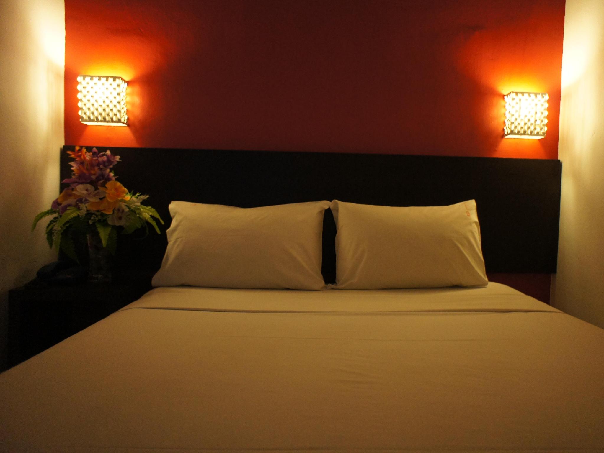 Meldrum Hotel 37/42
