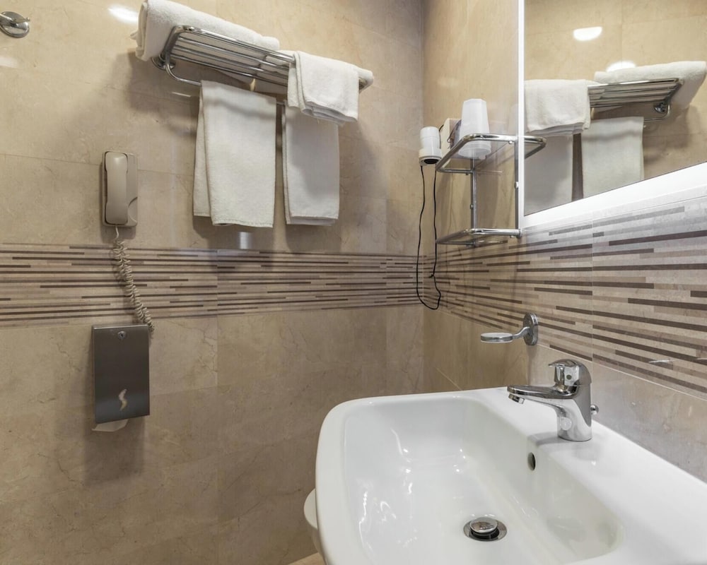 HOTIDAY Room Collection - Roma Porta Pia 48/50