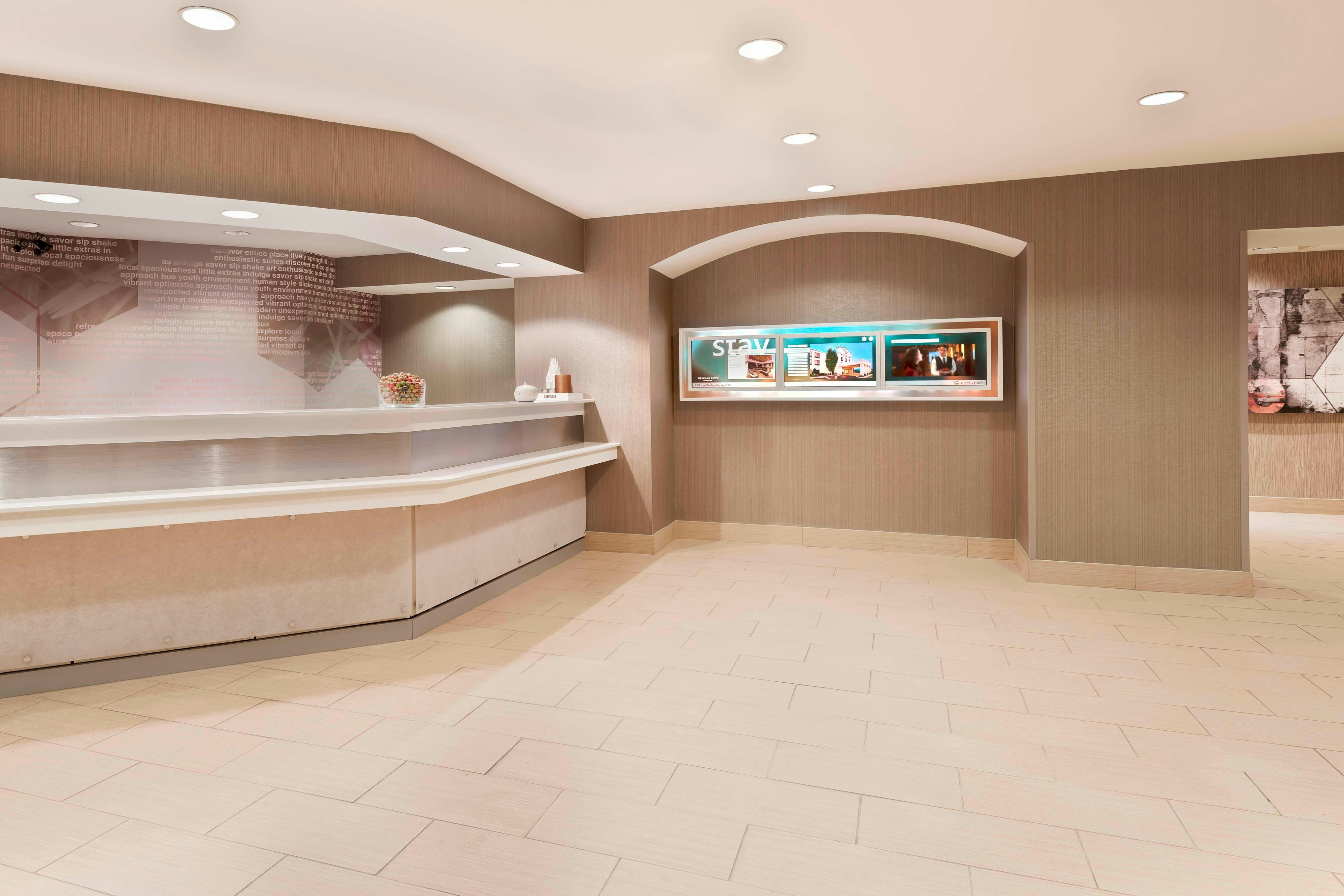 Lobby at SpringHill Suites by Marriott Asheville, ASHEVILLE - NC