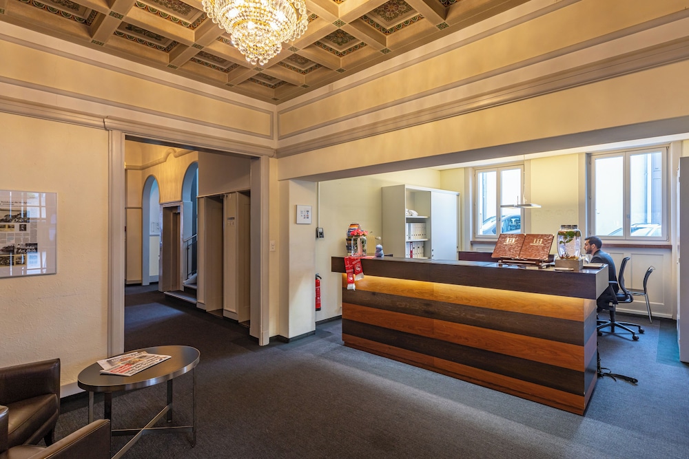 Hotel Restaurant Bellevue Au Lac 3/50