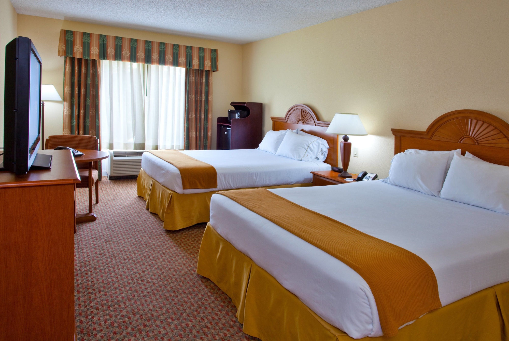 Standard, 2 Queen Beds