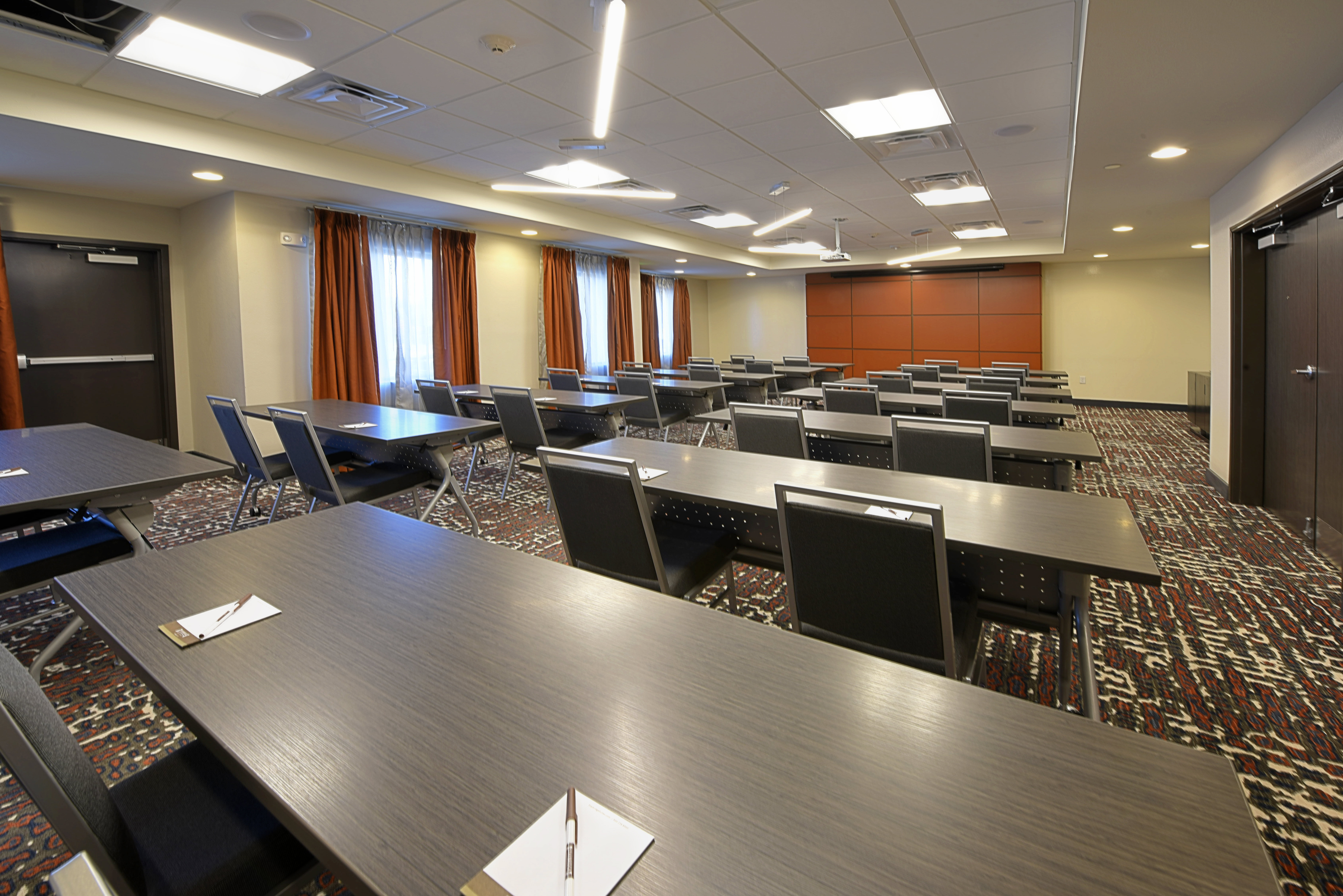 STAYBRIDGE SUITES LITTLE ROCK - MEDICAL CENTER 53/66